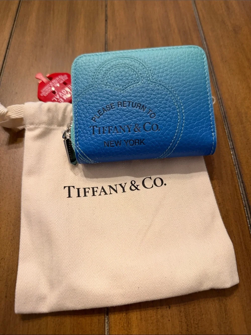 Tiffany & co. Return to Tiffany Zip Wallet